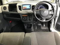 Suzuki WAGON R лот № 3054 оценка 4  с аукциона в Японии 3