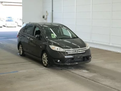 Nissan LAFESTA  с аукциона в Японии