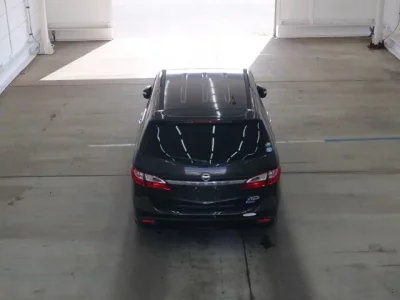 Nissan LAFESTA  с аукциона в Японии