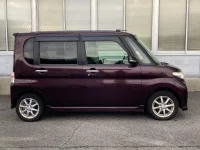 Daihatsu TANTO лот № 3061 оценка 3.5  с аукциона в Японии 2