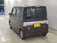 Daihatsu TANTO лот № 3061 оценка 3.5  с аукциона в Японии 1