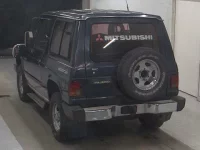 Mitsubishi PAJERO лот № 1110 оценка R  с аукциона в Японии 1