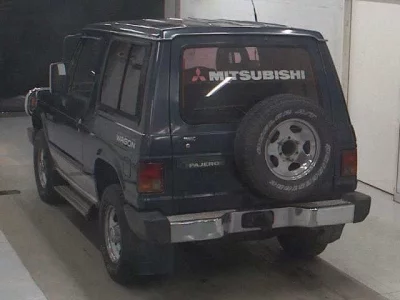 Mitsubishi PAJERO  с аукциона в Японии