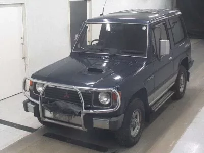 Mitsubishi PAJERO  с аукциона в Японии