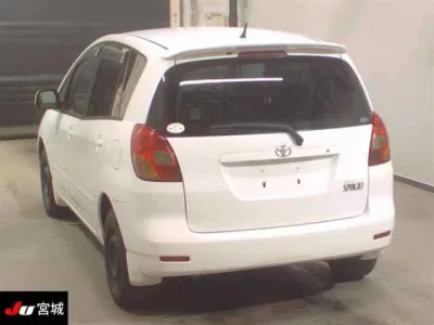 Toyota COROLLA SPACIO
