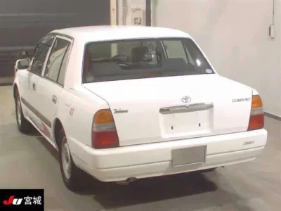 Toyota CROWN COMFORT