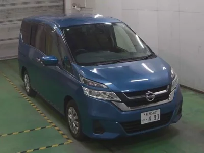 Nissan SERENA  с аукциона в Японии