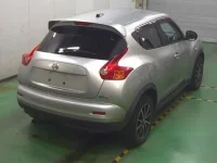 Nissan JUKE лот № 3551 оценка 3.5  с аукциона в Японии 6