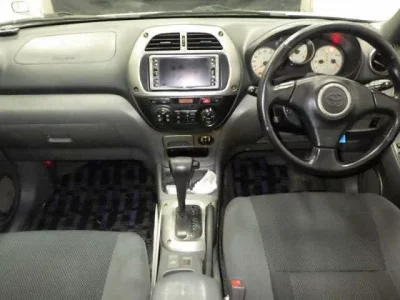 Toyota RAV4  с аукциона в Японии