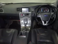 Volvo V60 лот № 3565 оценка 4  с аукциона в Японии 2