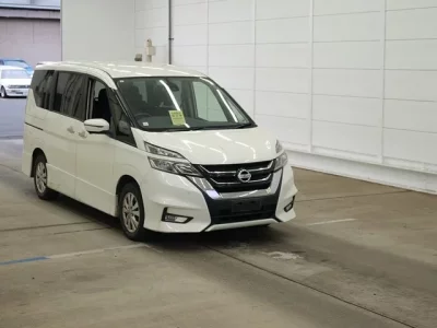 Nissan SERENA  с аукциона в Японии
