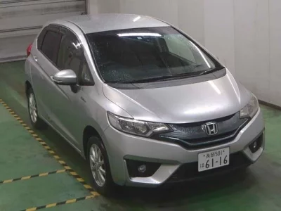 Honda FIT  с аукциона в Японии