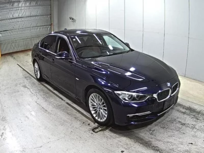 BMW 3-Series  с аукциона в Японии