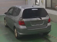 Honda FIT лот № 3621 оценка 3  с аукциона в Японии 1