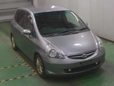 Honda FIT  с аукциона в Японии