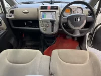 Honda LIFE лот № 2687 оценка RA  с аукциона в Японии 4