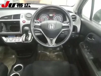 Honda STREAM  с аукциона в Японии