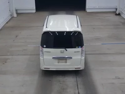 Honda STEP WAGON  с аукциона в Японии