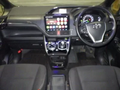 Toyota ESQUIRE  с аукциона в Японии