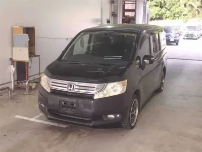 Honda STEP WAGON  с аукциона в Японии