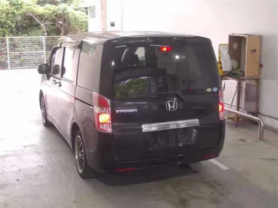 Honda STEP WAGON  с аукциона в Японии