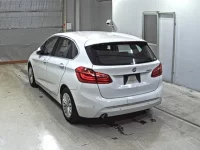 BMW 2-Series лот № 7117 оценка 4  с аукциона в Японии 1