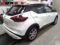 Nissan KIX лот № 7110 оценка 4.5  с аукциона в Японии 1