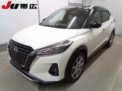 Nissan KIX  с аукциона в Японии