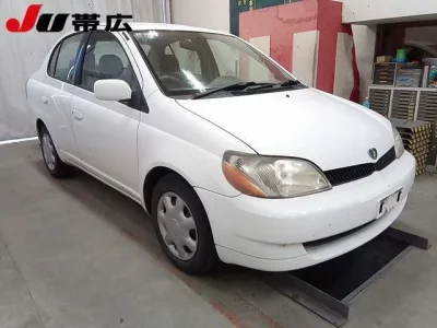 Toyota PLATZ
