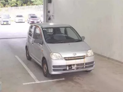 Daihatsu MIRA  с аукциона в Японии