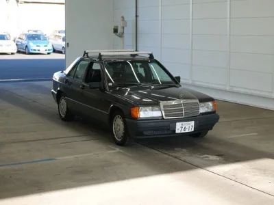 Mercedes-Benz 190 SERIES