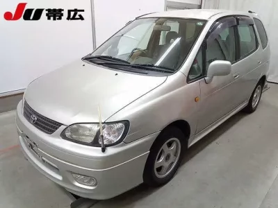 Toyota COROLLA SPACIO