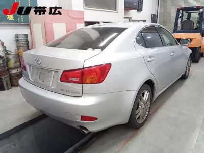 Lexus IS  с аукциона в Японии