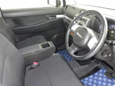 Daihatsu MOVE CONTE  с аукциона в Японии