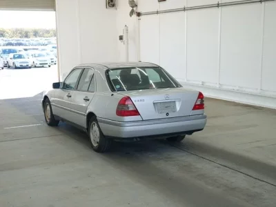 Mercedes-Benz C CLASS  с аукциона в Японии