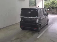 Honda N BOX лот № 1032 оценка 3  с аукциона в Японии 4