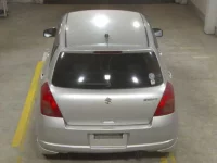 Suzuki SWIFT лот № 2075 оценка R  с аукциона в Японии 5