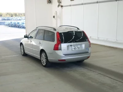 Volvo V50  с аукциона в Японии