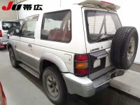 Mitsubishi PAJERO лот № 7157 оценка R  с аукциона в Японии 4
