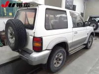 Mitsubishi PAJERO лот № 7157 оценка R  с аукциона в Японии 1