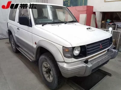 Mitsubishi PAJERO  с аукциона в Японии