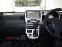 Daihatsu Atrai Wagon лот № 1042 оценка 3  с аукциона в Японии 5