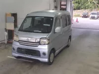 Daihatsu Atrai Wagon лот № 1042 оценка 3  с аукциона в Японии 3