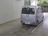 Daihatsu Atrai Wagon лот № 1042 оценка 3  с аукциона в Японии 4