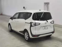 Toyota SIENTA лот № 10130 оценка 3.5  с аукциона в Японии 1