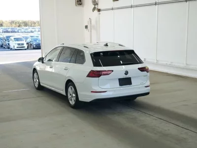 Volkswagen GOLF VARIANT  с аукциона в Японии