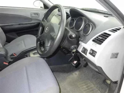 Nissan WINGROAD  с аукциона в Японии