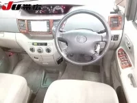 Toyota NOAH лот № 7182 оценка R  с аукциона в Японии 2