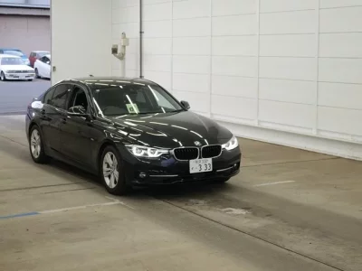 BMW 3-Series  с аукциона в Японии