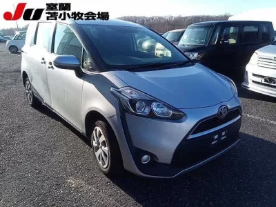 Toyota SIENTA  с аукциона в Японии